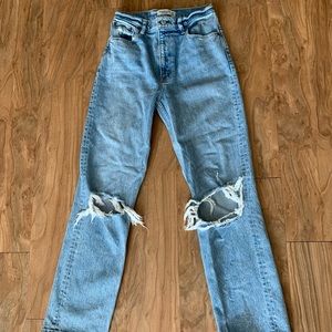 Abercrombie 90s Ultra High Rise Straight Jean